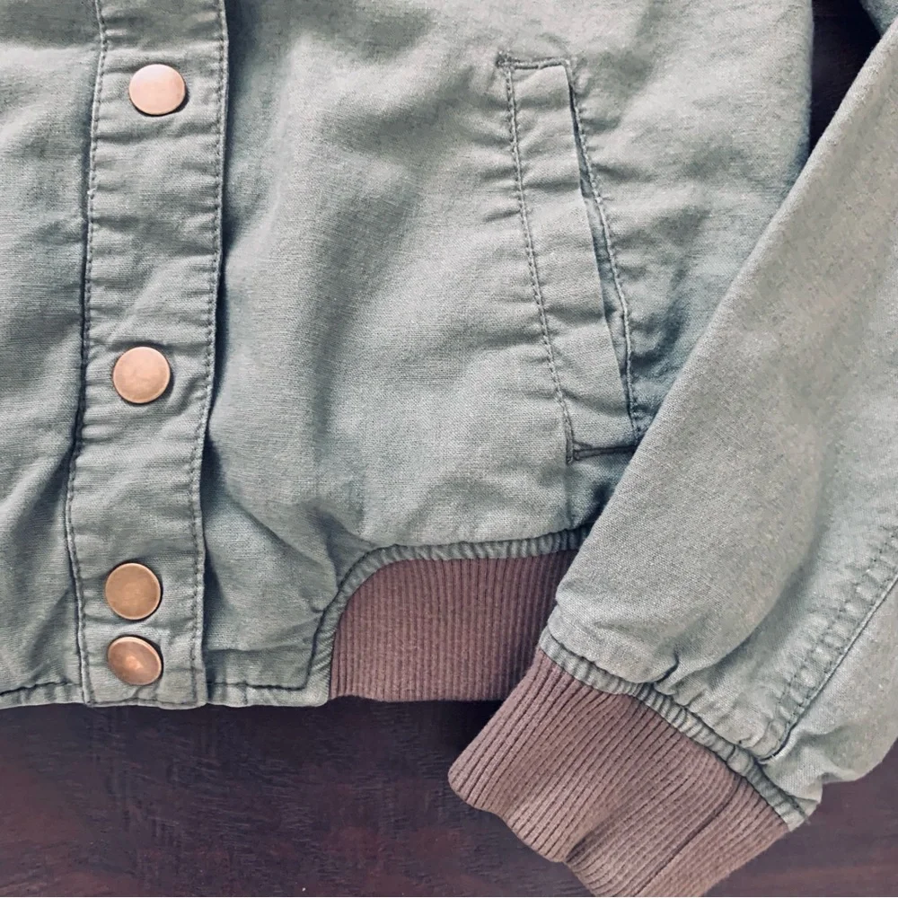 Bethany Mota Cute Top Gun Inspired Green Army Military Bomber Jacket | Size: M